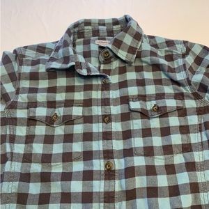 Green carhartt flannel